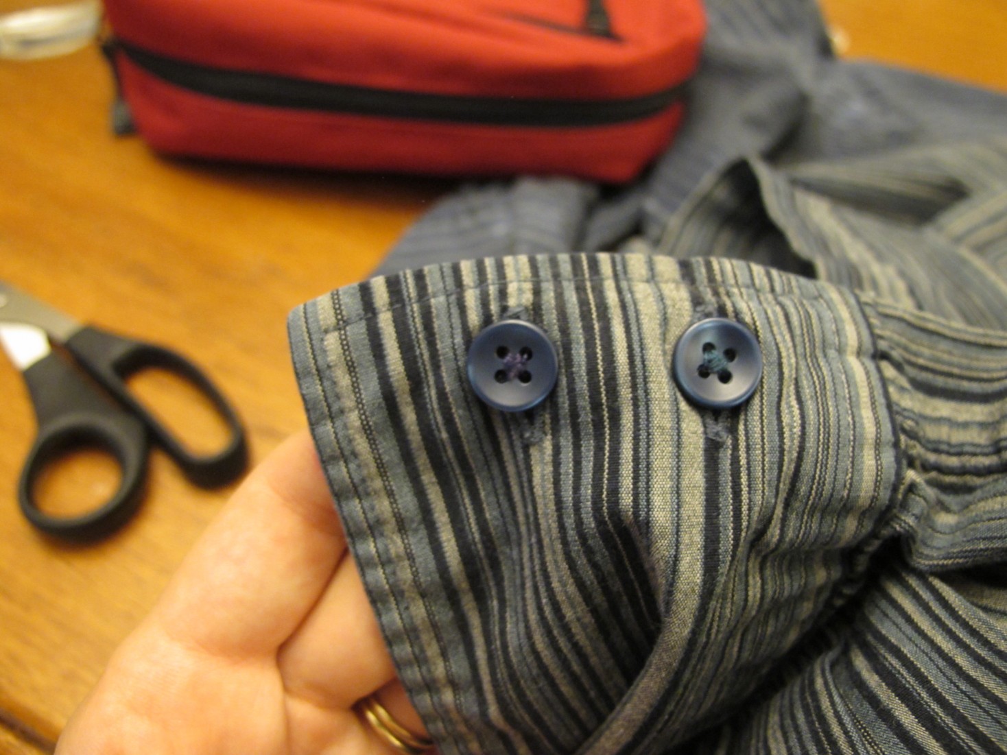 How to Sew a Button Quickly and Correctly